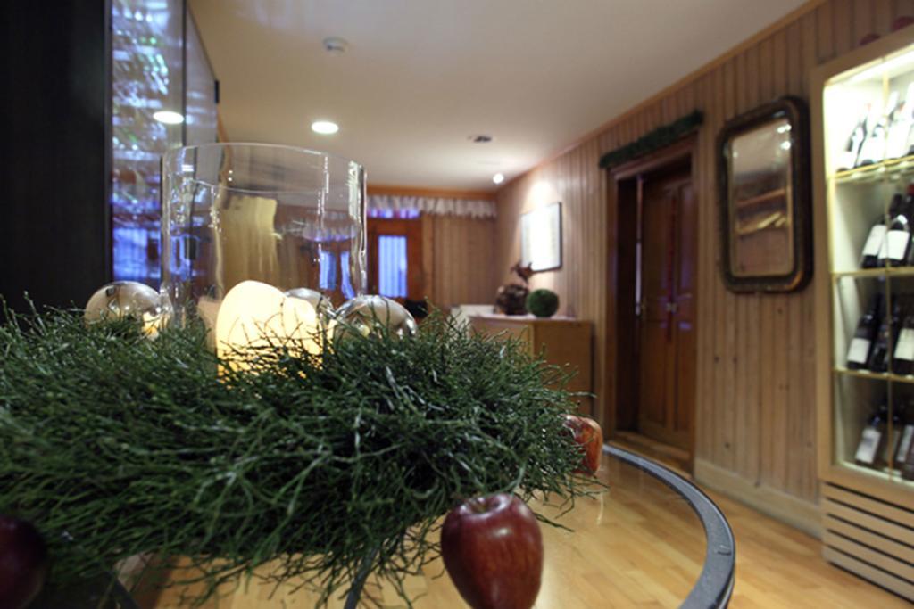 Hotel Gasthof Krone Гіттізау Екстер'єр фото