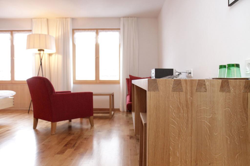 Hotel Gasthof Krone Гіттізау Екстер'єр фото